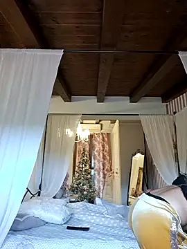 vampvanna23 online show from December 2, 2024, 9:41 am