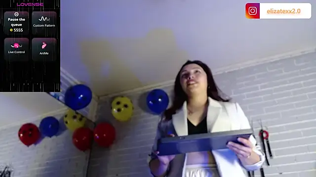 Snapshot of elizatexx chatting on July 6, 2026, 7:05 pm elizatexx online show from July 6, 2026, 7:05 pm
