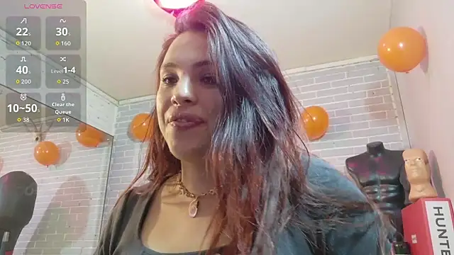 elizatexx online show from October 15, 2025, 5:10 pm