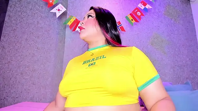 VanessaKalo online show from June 19, 2026, 1:11 am