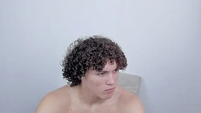 laurent nova online show from March 18, 2025, 6:50 pm