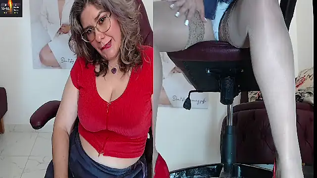 zehra sanem online show from September 11, 2025, 10:54 pm