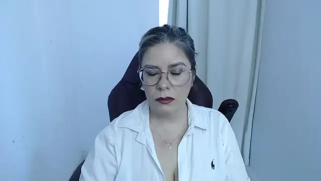 Snapshot of zehra_sanem chatting on July 16, 2026, 2:47 pm zehra sanem online show from July 16, 2026, 2:47 pm
