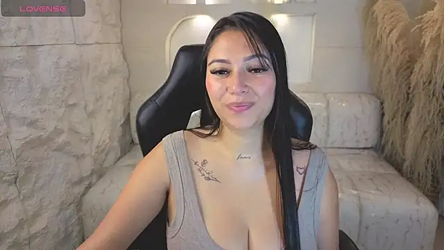Dakotha v  online show from July 30, 2026, 3:49 am
