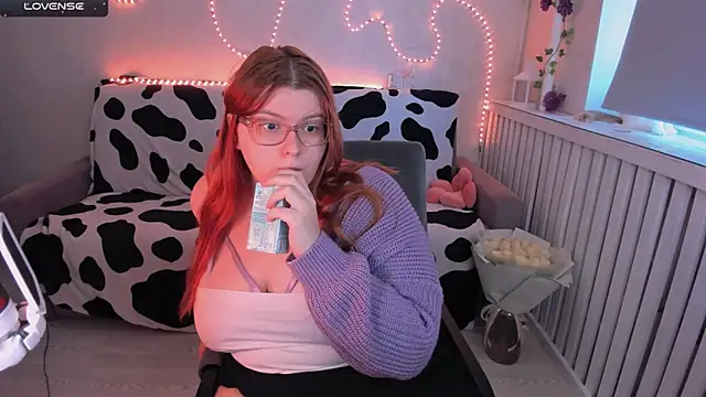 Melissa Purr online show from September 21, 2025, 4:28 am