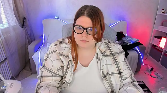 Melissa Purr online show from March 9, 2025, 8:29 am