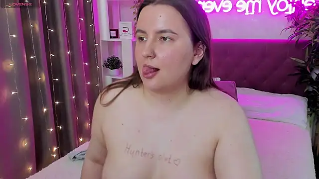 FeralPeach online show from May 2, 2026, 7:46 am