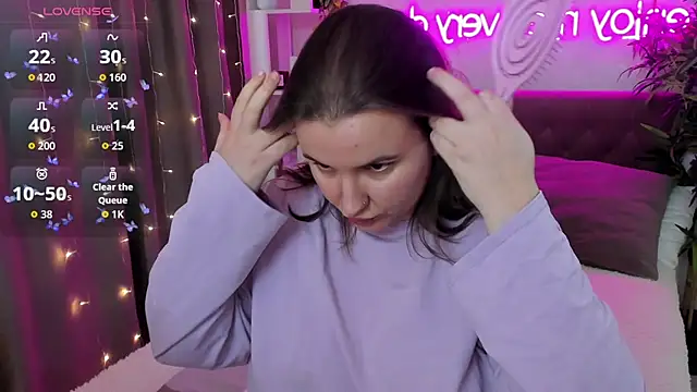 Snapshot of FeralPeach chatting on March 14, 2026, 6:19 am FeralPeach online show from March 14, 2026, 6:19 am