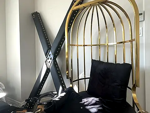 yourgoddessangela online show from October 1, 2025, 8:02 pm