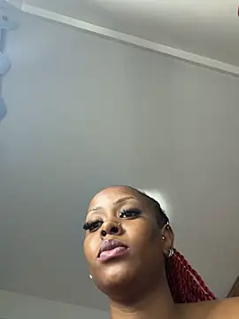 Snapshot of Rose_berry chatting on June 13, 2026, 4:38 pm Rose berry online show from June 13, 2026, 4:38 pm