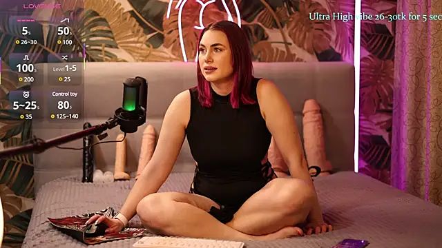 Jinxy Wood online show from March 19, 2025, 2:02 pm