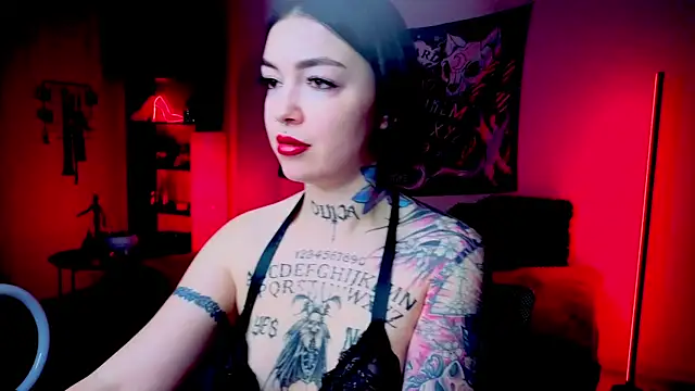 Snapshot of Magic_Allie chatting on March 14, 2026, 8:04 pm Magic Allie online show from March 14, 2026, 8:04 pm