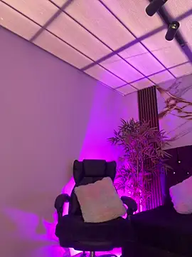 Ady 18 online show from February 10, 2026, 5:12 pm