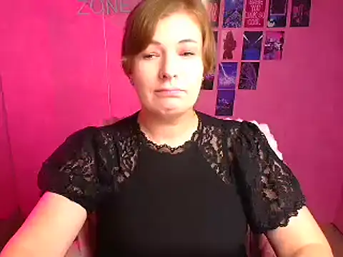 Lissmilf online show from October 18, 2025, 11:45 am