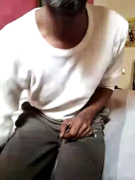 KeptupInosine online show from March 21, 2025, 2:51 pm