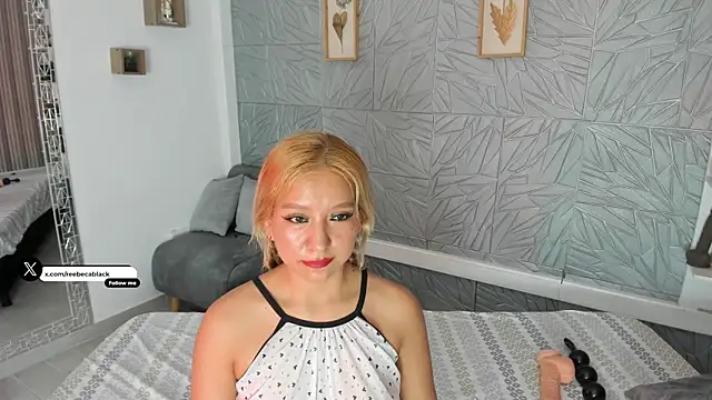 agatadelphine online show from May 20, 2026, 1:30 pm