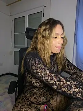 Agnescruzz online show from March 4, 2026, 7:49 am