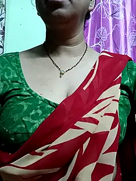 Rosy-B online show from October 9, 2025, 9:37 pm