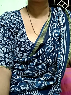 Rosy-B online show from April 30, 2026, 1:51 pm