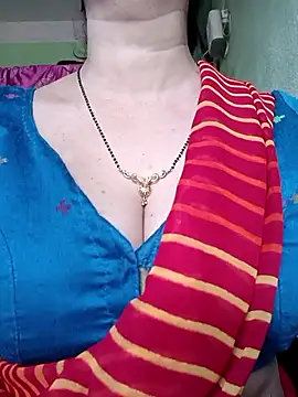 Rosy-B online show from February 3, 2026, 9:47 am