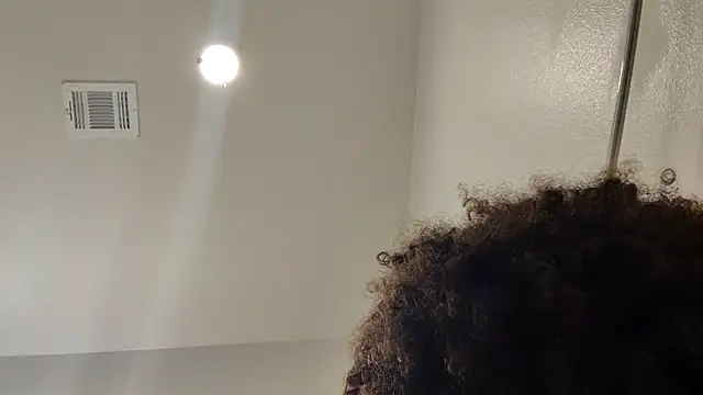 Clearlytothepoint420 online show from October 7, 2025, 11:44 am