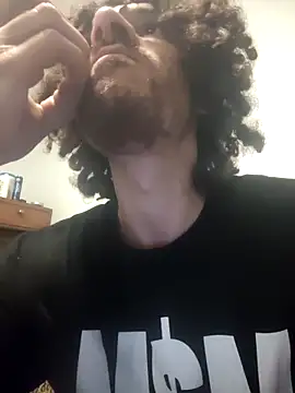 Clearlytothepoint420 online show from April 28, 2026, 4:44 pm