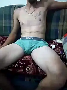 mayk18cm online show from June 30, 2026, 11:38 pm