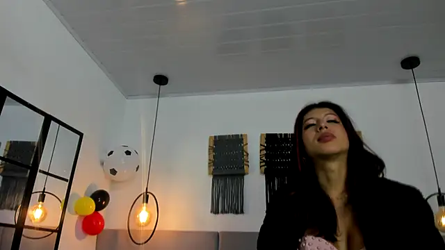 Sweet camille online show from July 6, 2026, 2:18 am