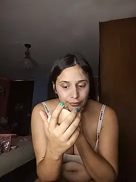 Catalinacandela online show from August 4, 2026, 5:39 pm