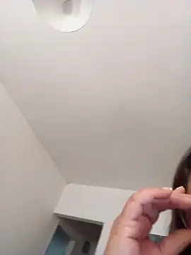 morocha90 online show from December 17, 2025, 1:27 pm