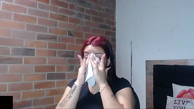 salome  hills1 online show from March 6, 2025, 7:10 pm