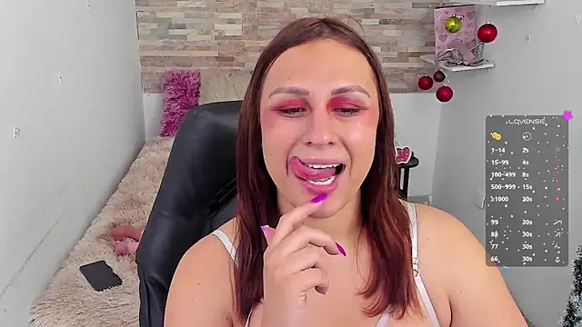 Analia 01 online show from December 5, 2025, 12:15 pm