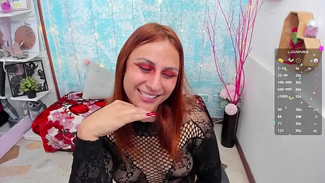 Analia 01 online show from November 1, 2025, 12:54 pm