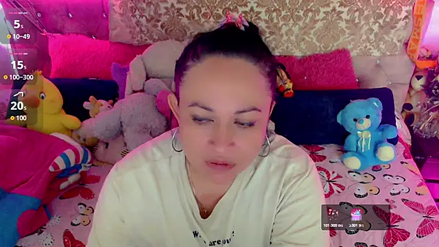Snapshot of martina_bk chatting on February 26, 2026, 2:22 am martina bk online show from February 26, 2026, 2:22 am