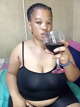 Snapshot of FreakyAngel3X chatting on November 14, 2025, 10:30 am FreakyAngel3X online show from November 14, 2025, 10:30 am