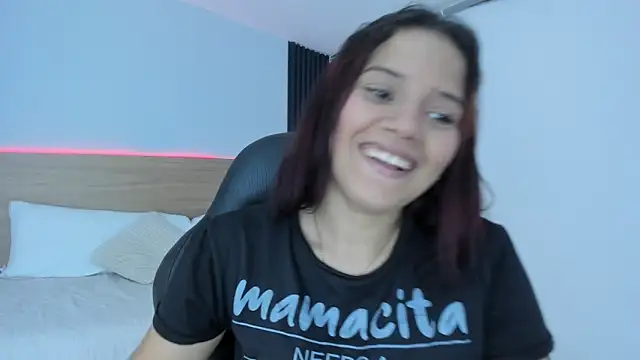 Chiqui milk  online show from February 2, 2026, 6:40 pm