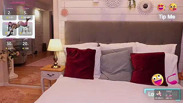 LinaReese online show from March 18, 2025, 9:45 am