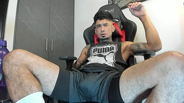 sergiio mesa27 online show from October 5, 2025, 2:02 am