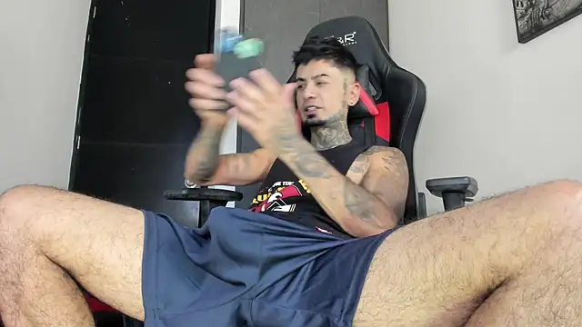 sergiio mesa27 online show from February 26, 2026, 4:29 pm