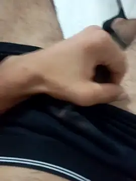 Snapshot of Kurtsikici@xh chatting on October 15, 2025, 9:23 pm Kurtsikicixh online show from October 15, 2025, 9:23 pm