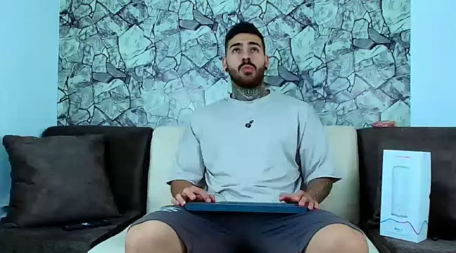 silvano torres online show from December 14, 2024, 6:30 pm