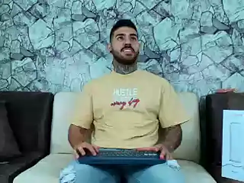 silvano torres online show from December 14, 2024, 2:33 am