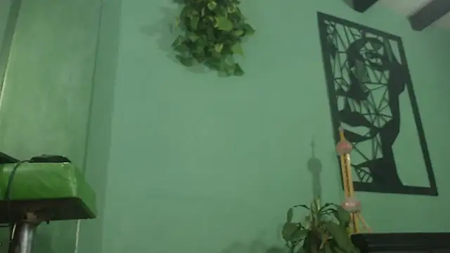 thirstymoonxx online show from November 15, 2025, 3:21 am