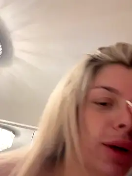 IrishTeenBarbie69 online show from September 15, 2025, 10:32 pm