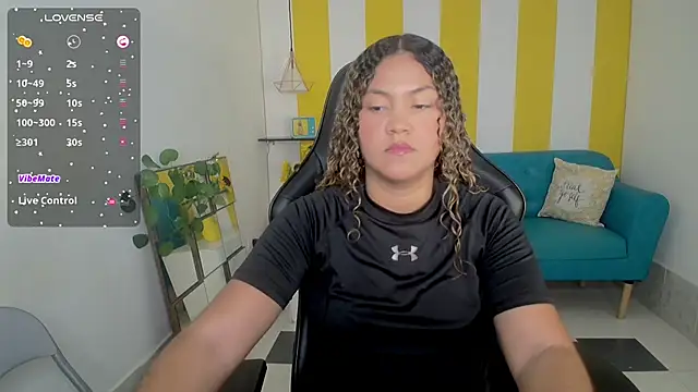 Cristal War online show from October 23, 2025, 10:52 pm