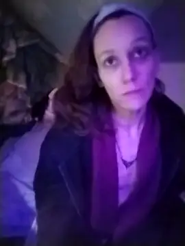 CrystalBlueAura online show from February 1, 2026, 11:19 am