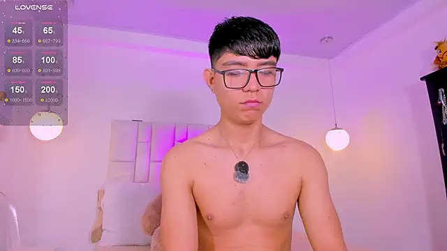 CodyTwink online show from May 3, 2026, 3:26 pm