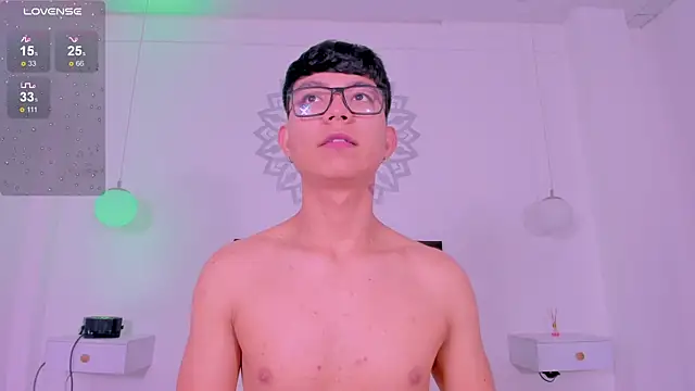 CodyTwink online show from October 30, 2025, 2:47 pm