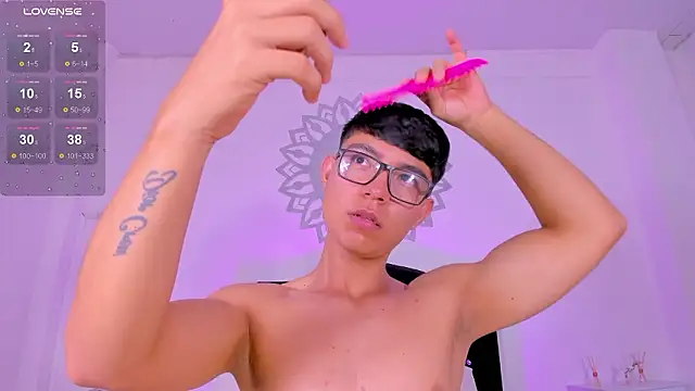 CodyTwink online show from March 10, 2026, 5:06 pm