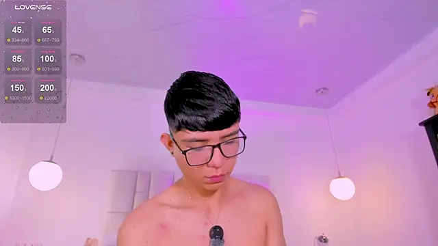 CodyTwink online show from June 17, 2026, 11:53 am